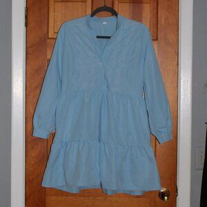 Unknown Brand Embroidered Accent Peasant Tunic